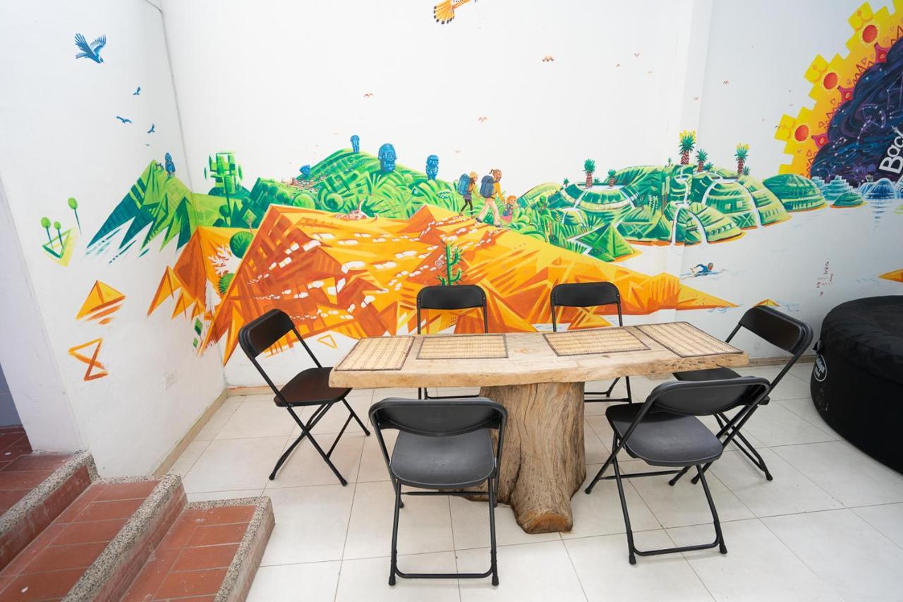 Backpackers And Travellers Hostel Neiva  Exterior photo
