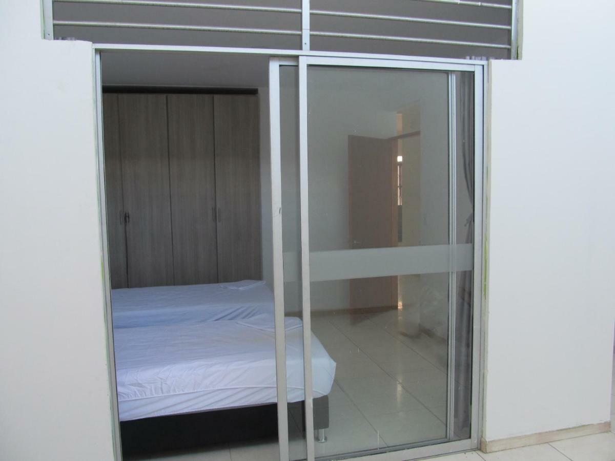 Backpackers And Travellers Hostel Neiva  Exterior photo